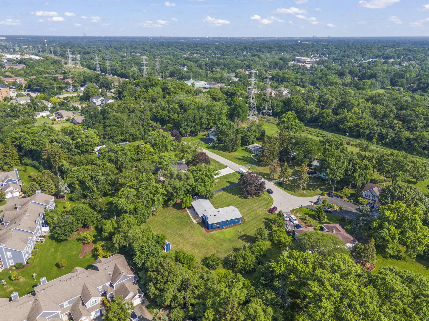 23W570 PINE Drive, Carol Stream, IL 60188