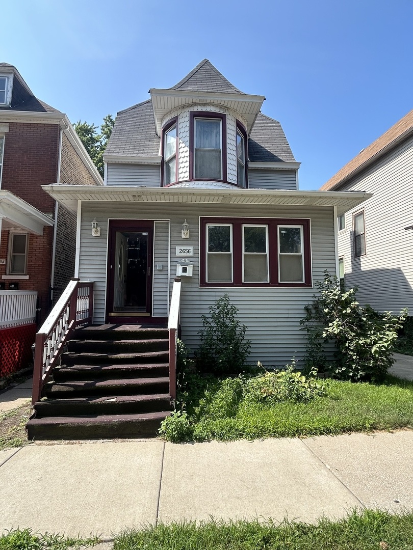 2656 E 74th Street, Chicago, IL 60649