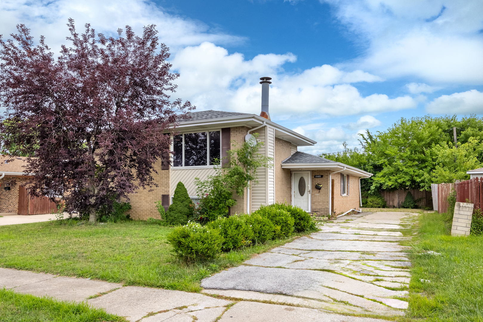 16465 Terry Lane, Oak Forest, IL 60452