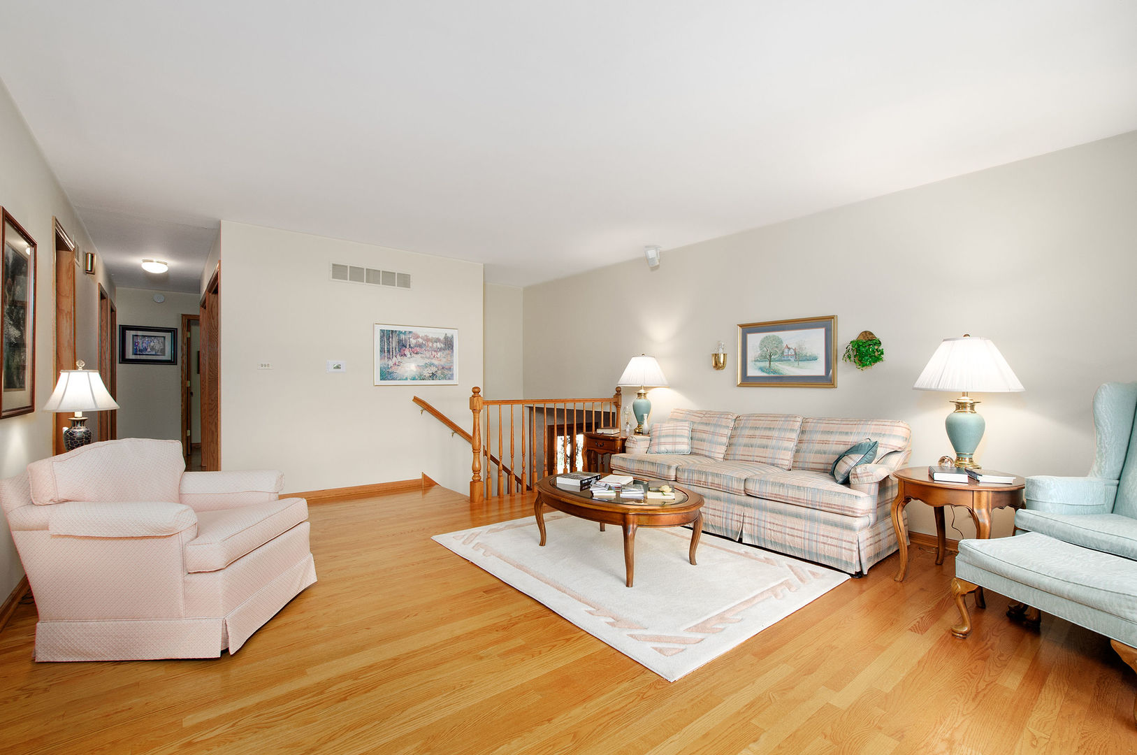 710 W Burning Tree Lane, Arlington Heights, IL 60004
