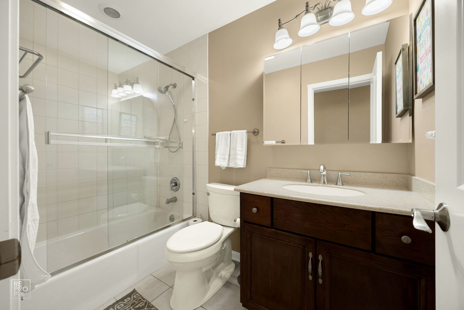 2854 Saint Anton Court, Lisle, IL 60532