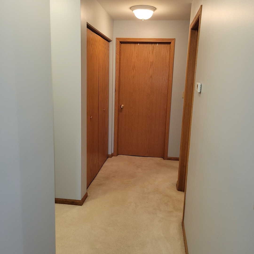 800 Madison Street #2C, Lockport, IL 60441