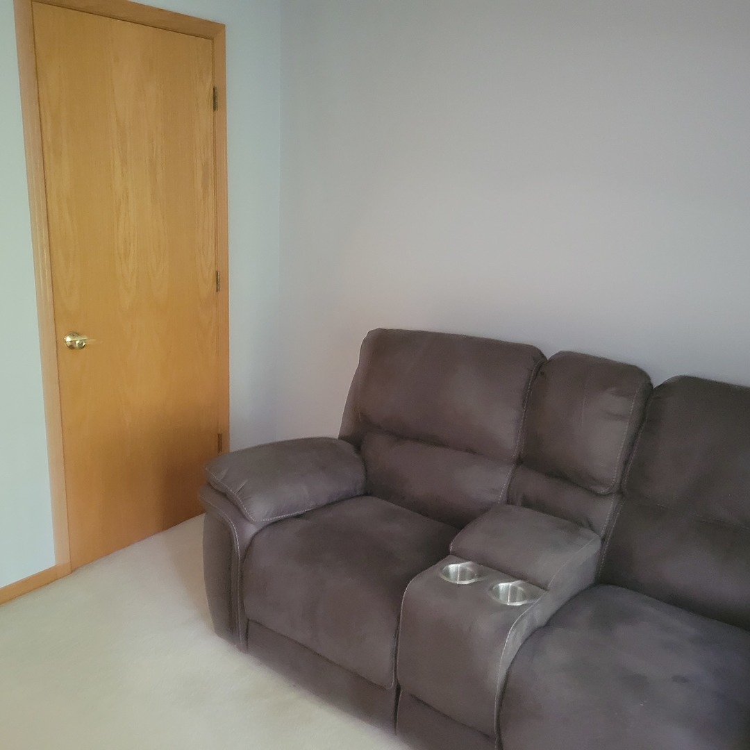 800 Madison Street #2C, Lockport, IL 60441