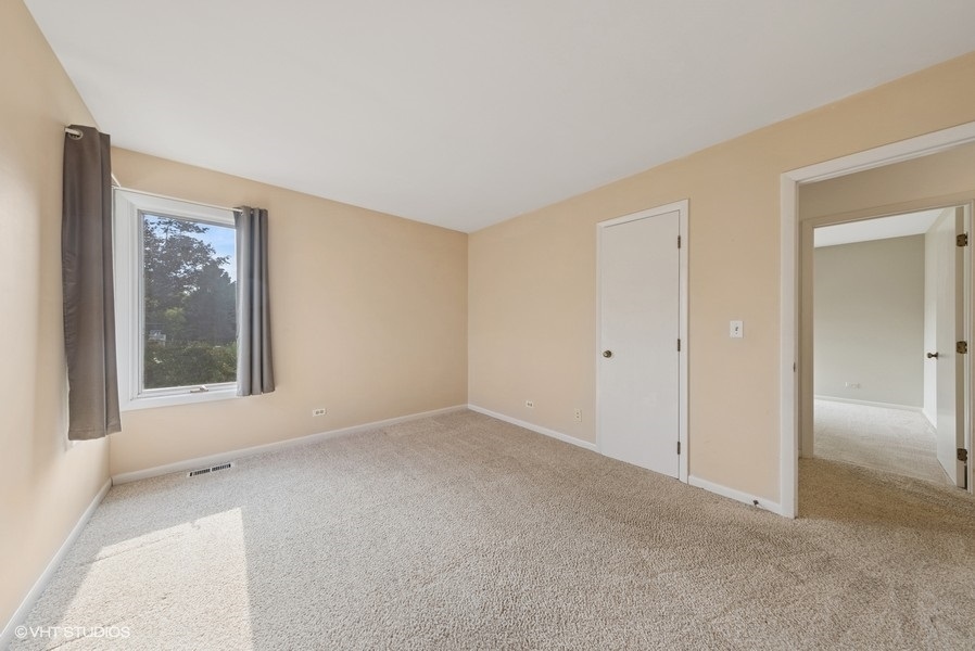 1410 Seward Street, Schaumburg, IL 60193