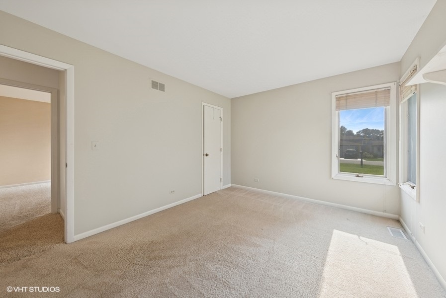 1410 Seward Street, Schaumburg, IL 60193