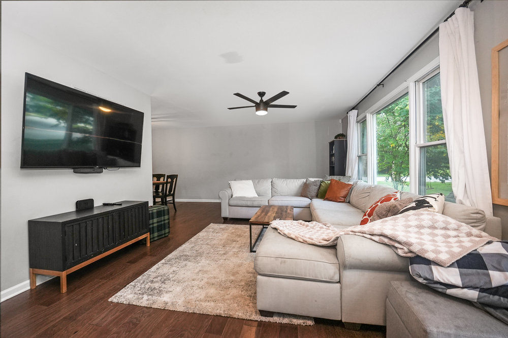 6S049 Greenwood Court, Naperville, IL 60540