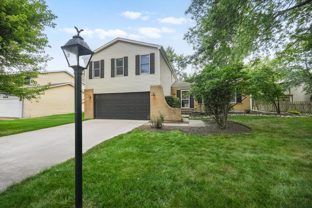 6S049 Greenwood Court, Naperville, IL 60540
