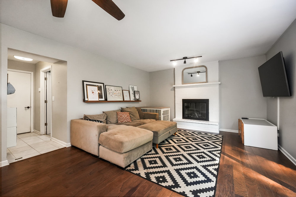 6S049 Greenwood Court, Naperville, IL 60540