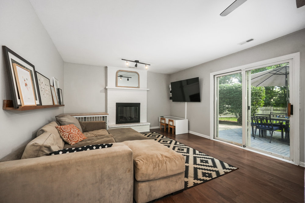 6S049 Greenwood Court, Naperville, IL 60540