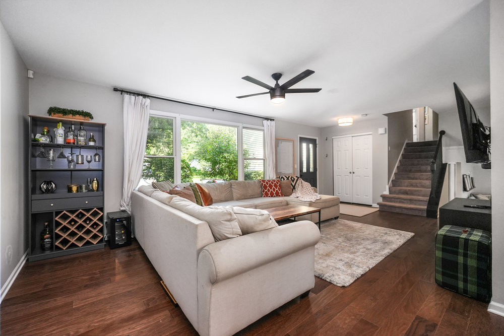 6S049 Greenwood Court, Naperville, IL 60540