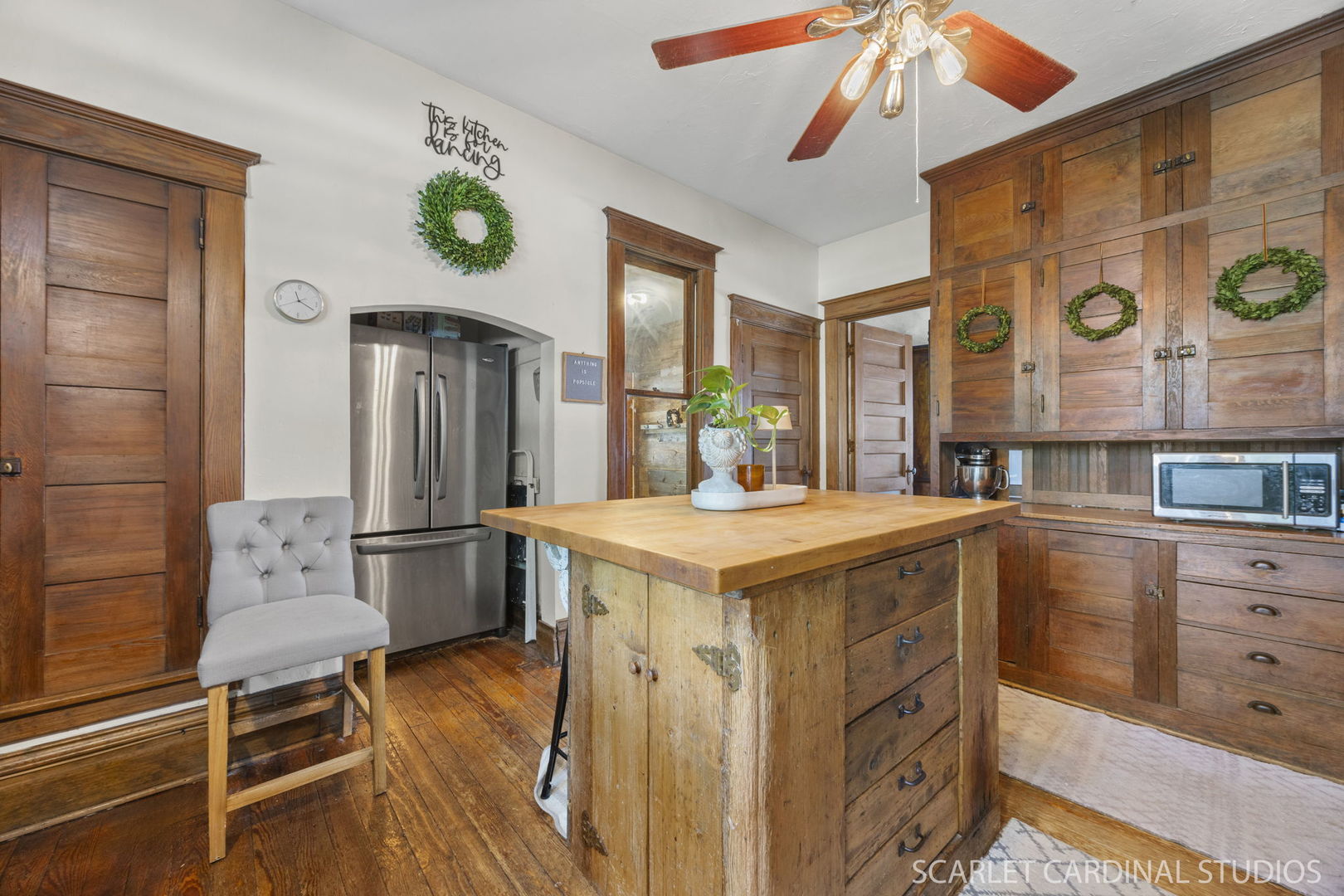 96 E Washington Street, Oswego, IL 60543