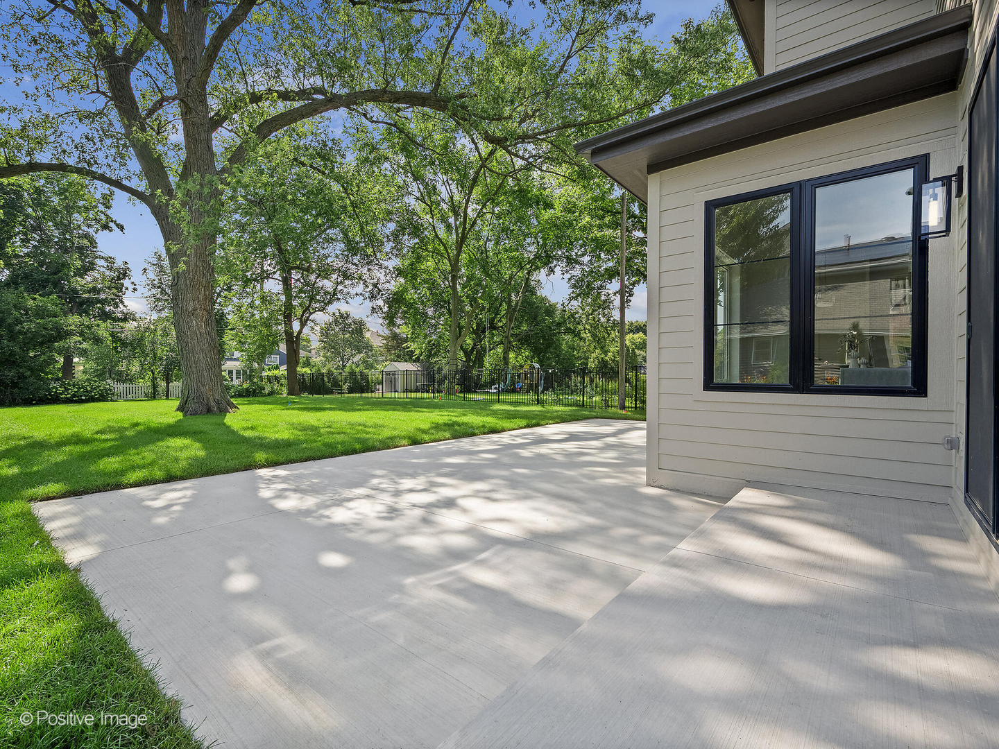 4443 Howard Avenue, Western Springs, IL 60558