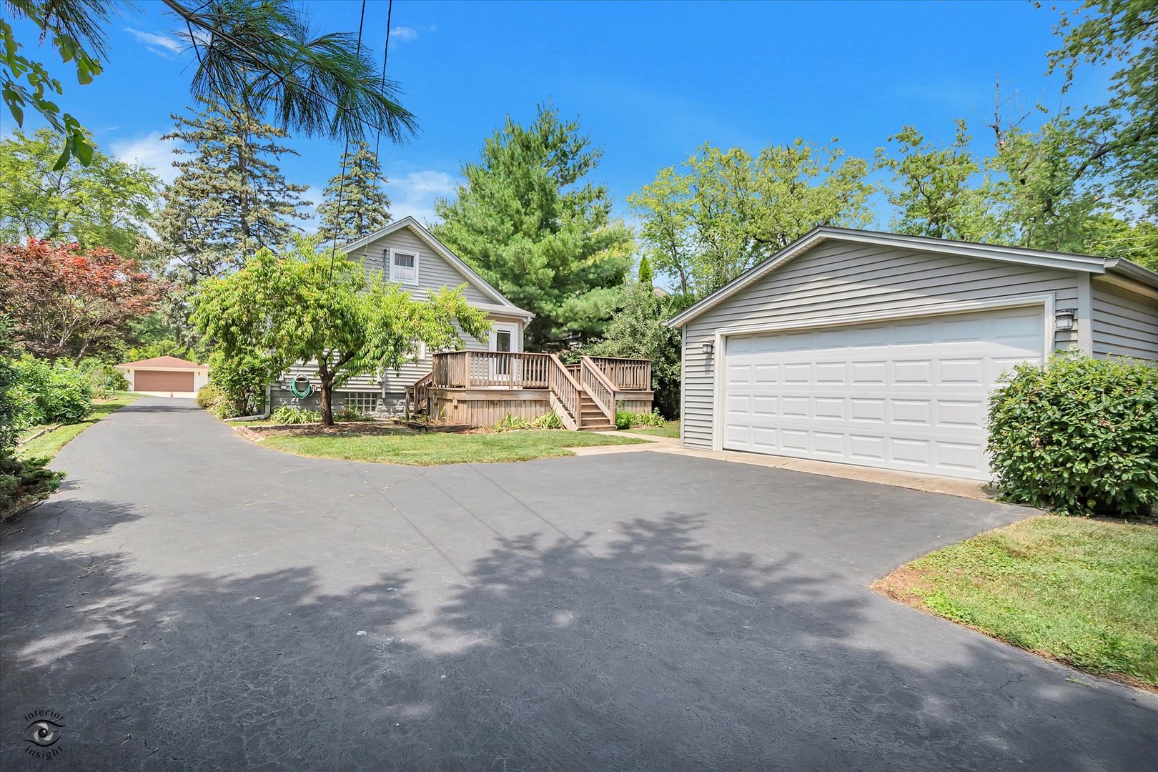 105 Oak Avenue, Westmont, IL 60559