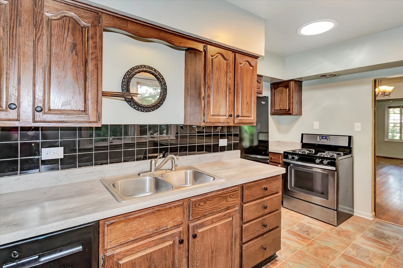 105 Oak Avenue, Westmont, IL 60559
