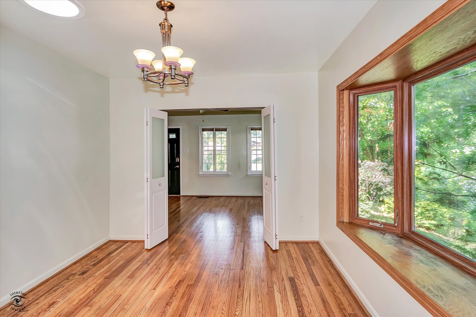 105 Oak Avenue, Westmont, IL 60559