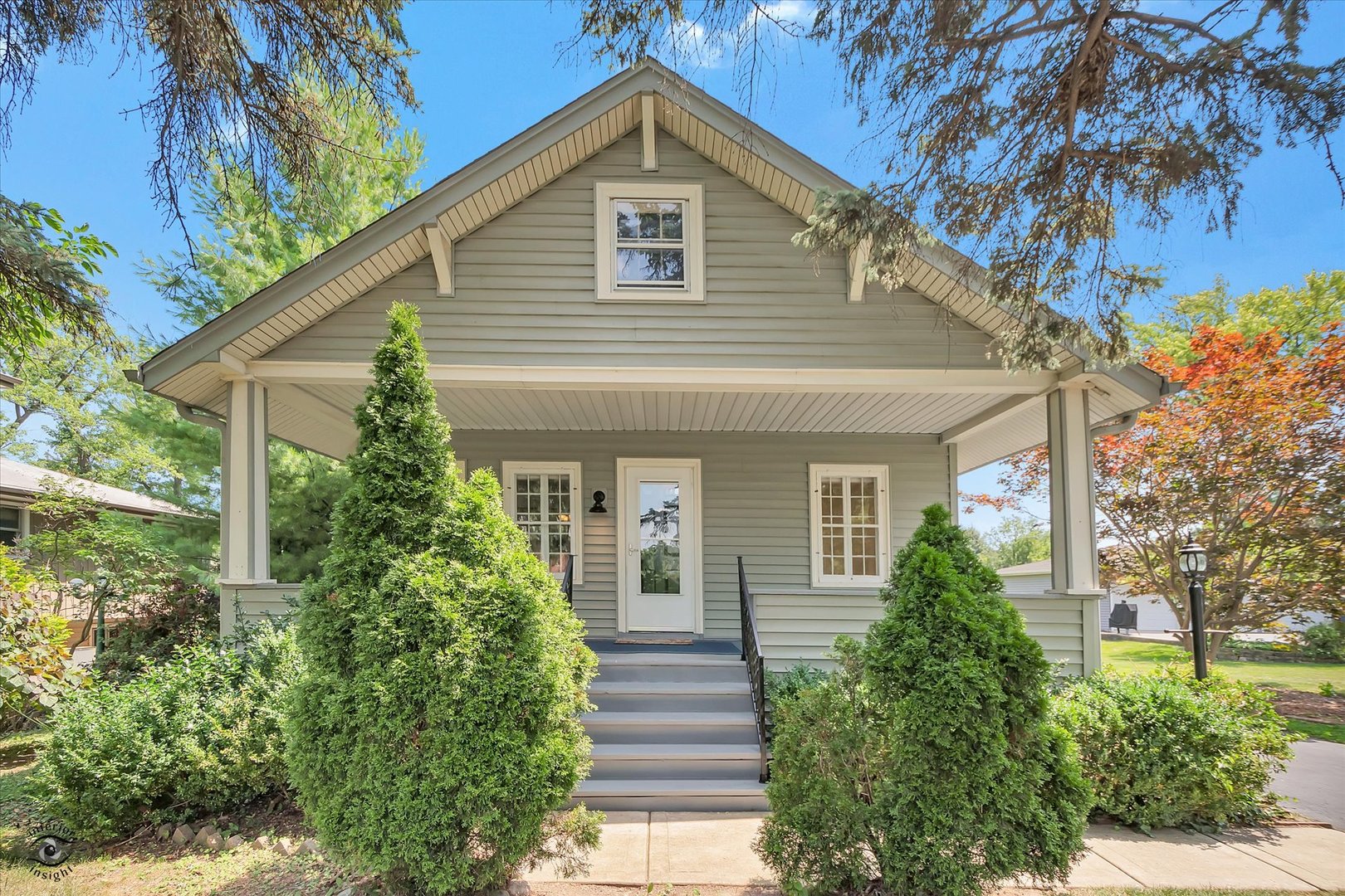 105 Oak Avenue, Westmont, IL 60559