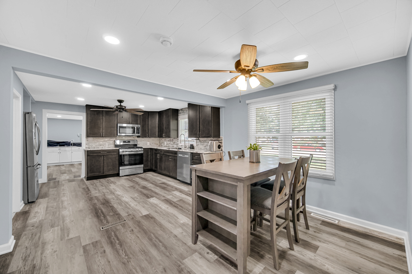 318 W Main Street, Gardner, IL 60424