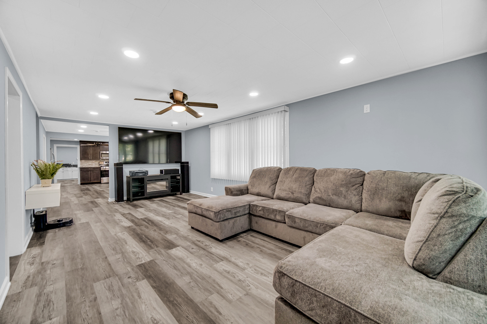 318 W Main Street, Gardner, IL 60424