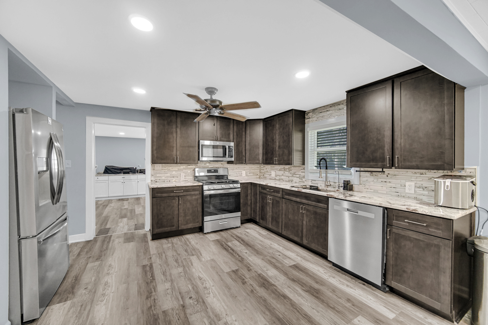 318 W Main Street, Gardner, IL 60424