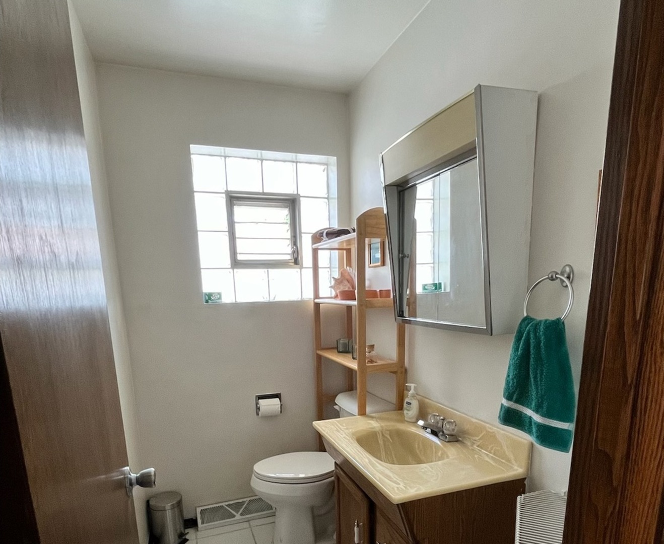 3649 W 56th Place, Chicago, IL 60629