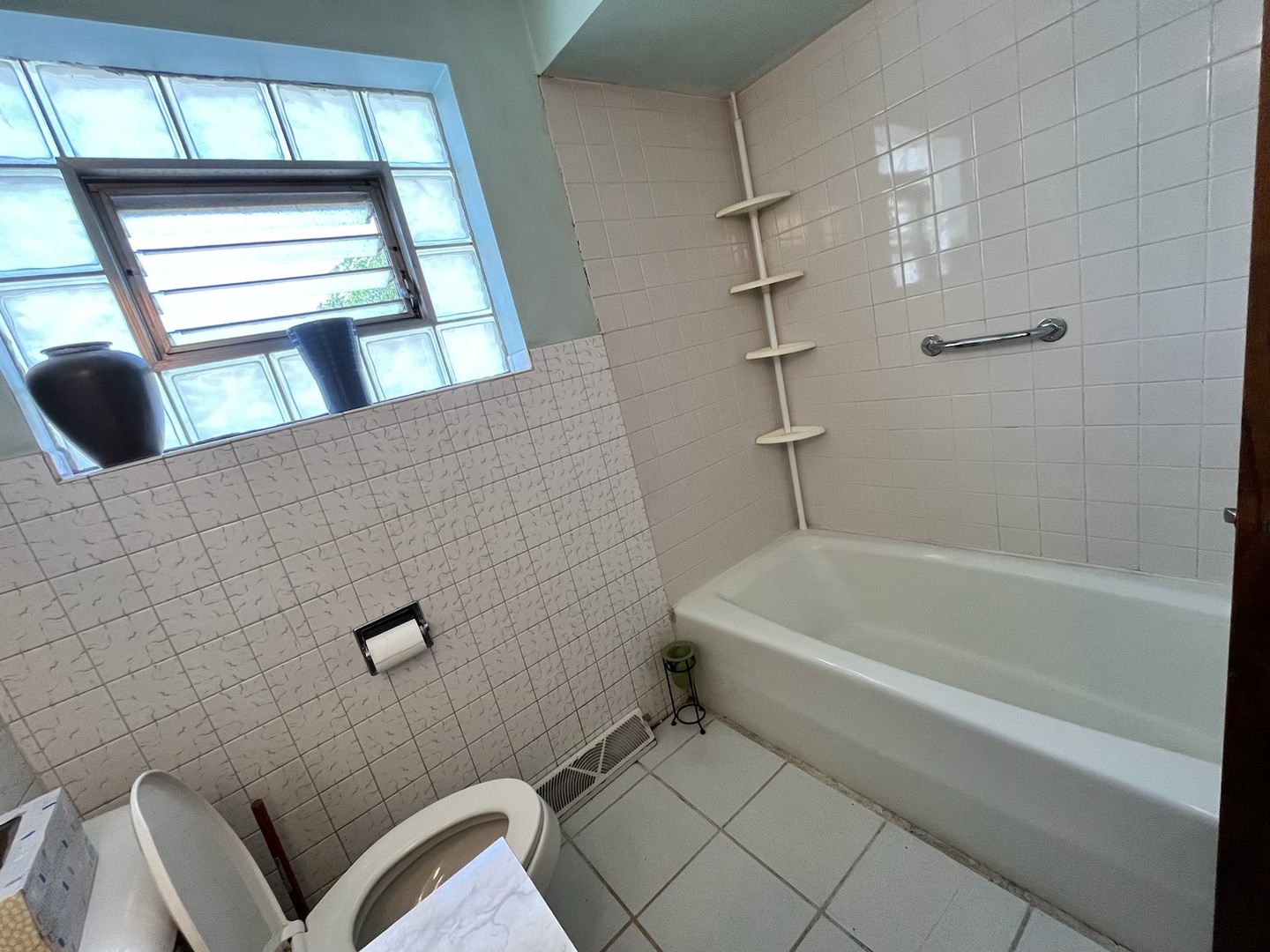 3649 W 56th Place, Chicago, IL 60629