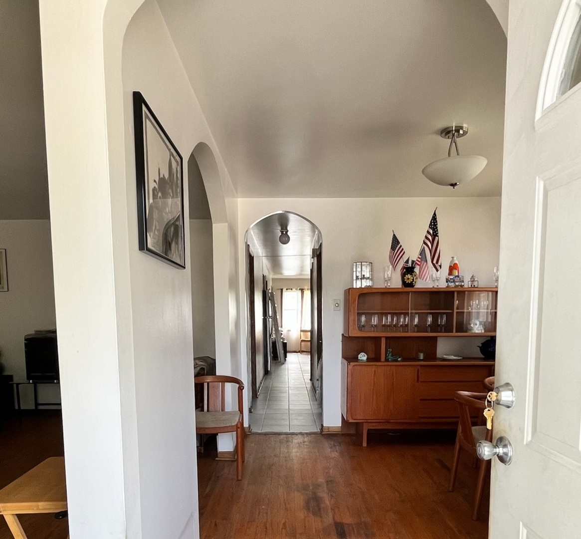 3649 W 56th Place, Chicago, IL 60629