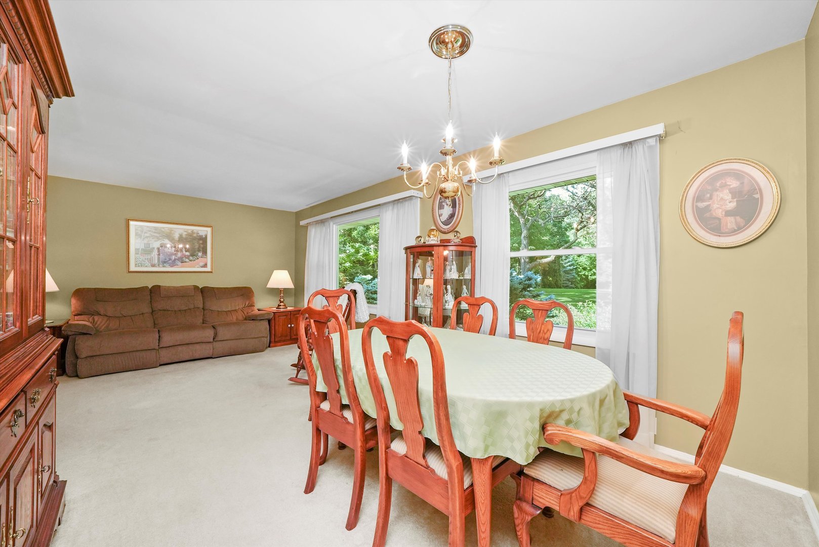5119 N Ridgeway Road, Ringwood, IL 60072