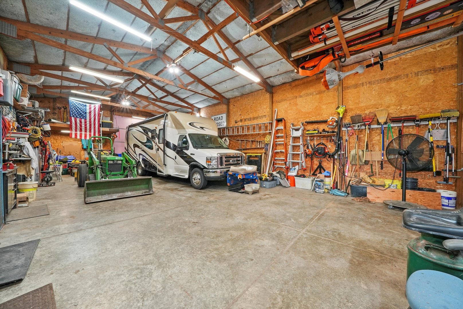 5119 N Ridgeway Road, Ringwood, IL 60072