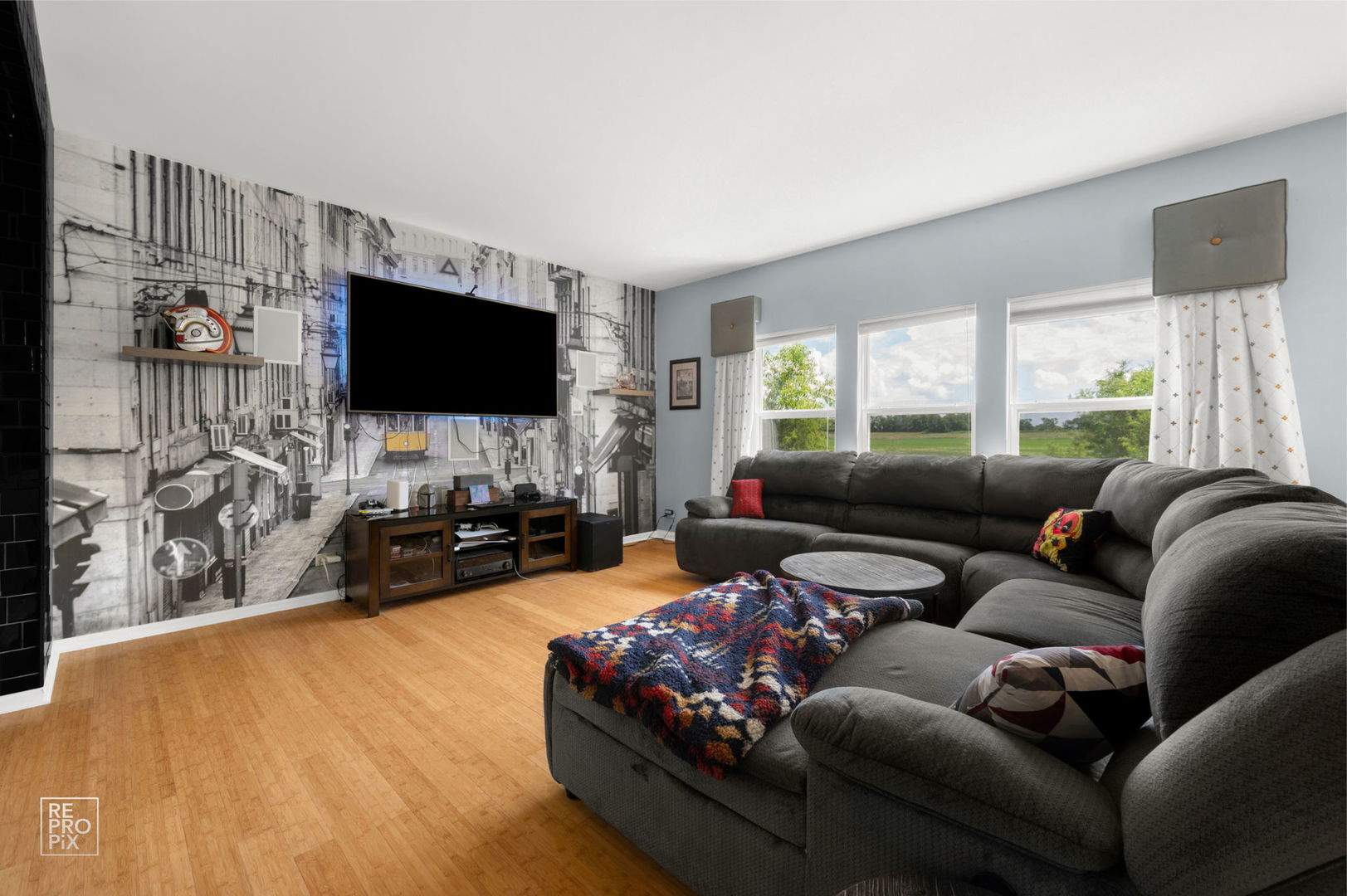 1558 Fox Sedge Trail, Woodstock, IL 60098