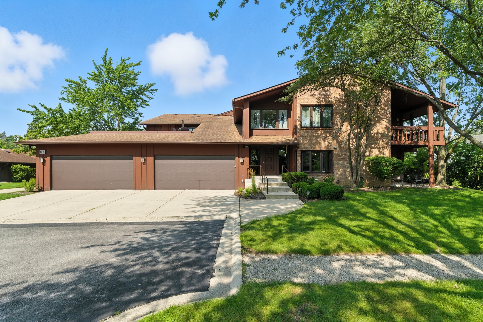 1415 Chartres Drive #1F, Northbrook, IL 60062