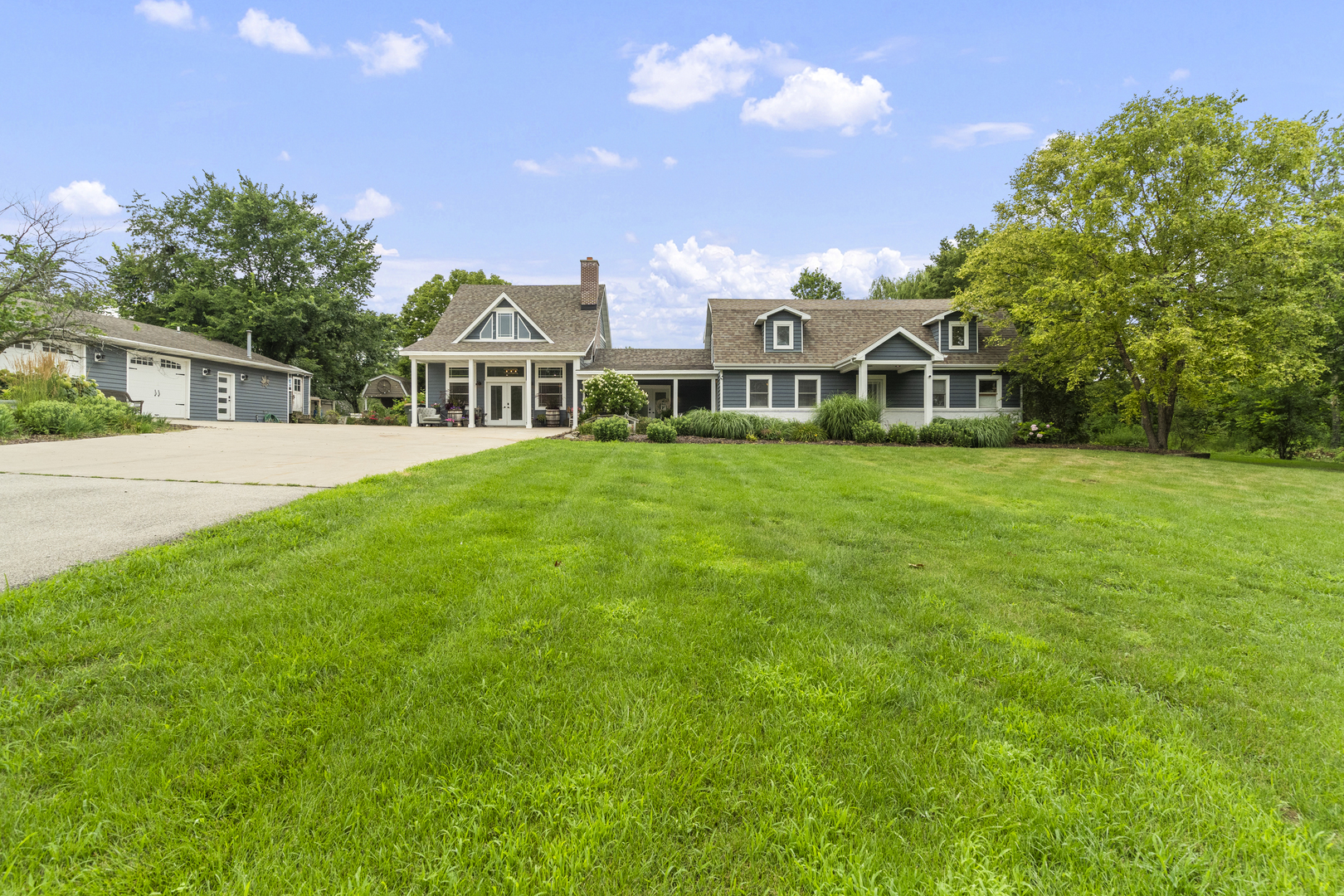 25726 S BLACKBERRY Lane, Channahon, IL 60410