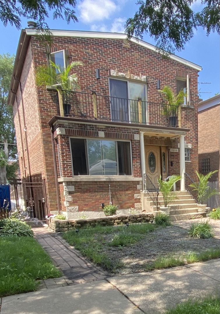8216 S Talman Avenue, Chicago, IL 60652