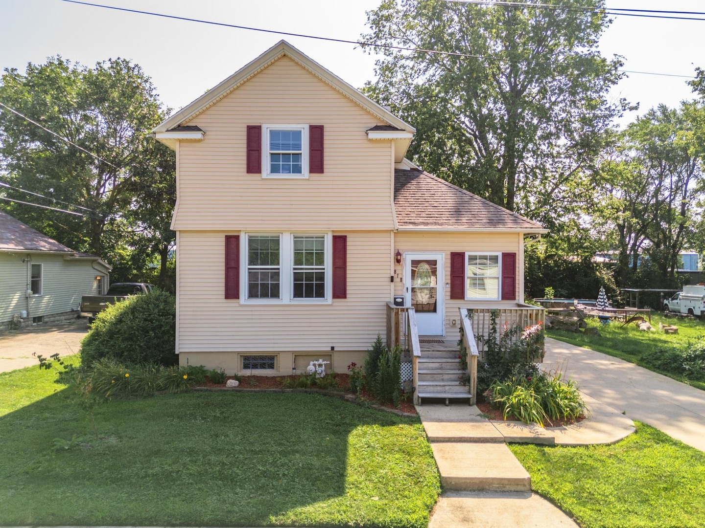 818 Bunn Street, Bloomington, IL 61701