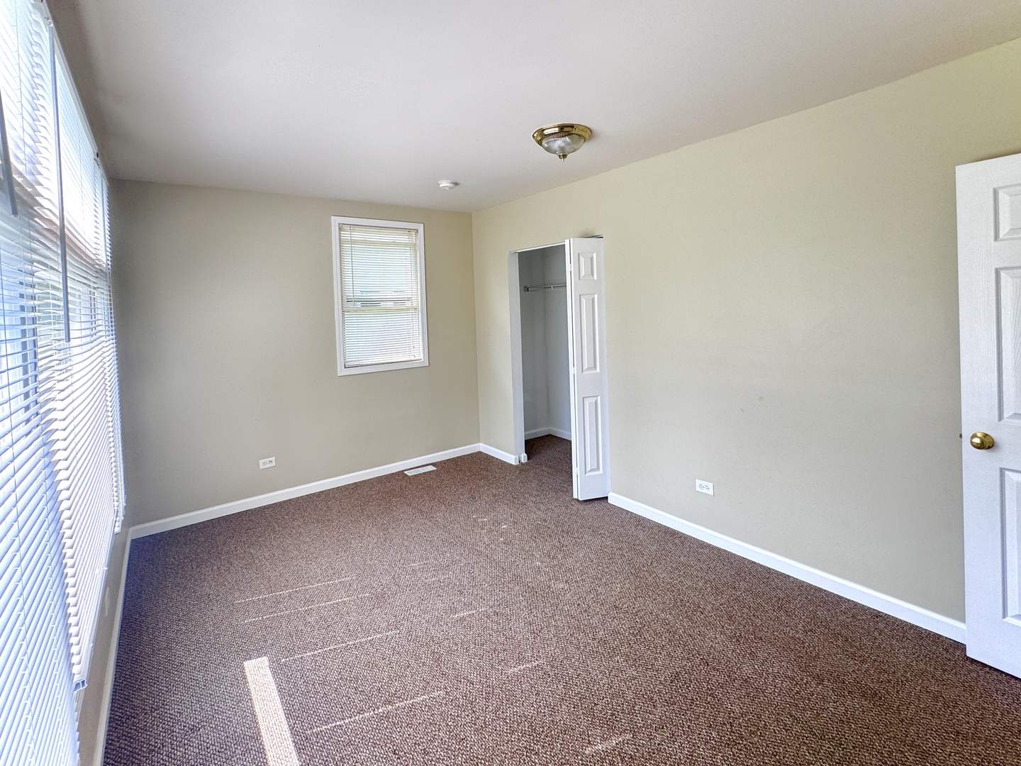 324 N Union Street, Aurora, IL 60505