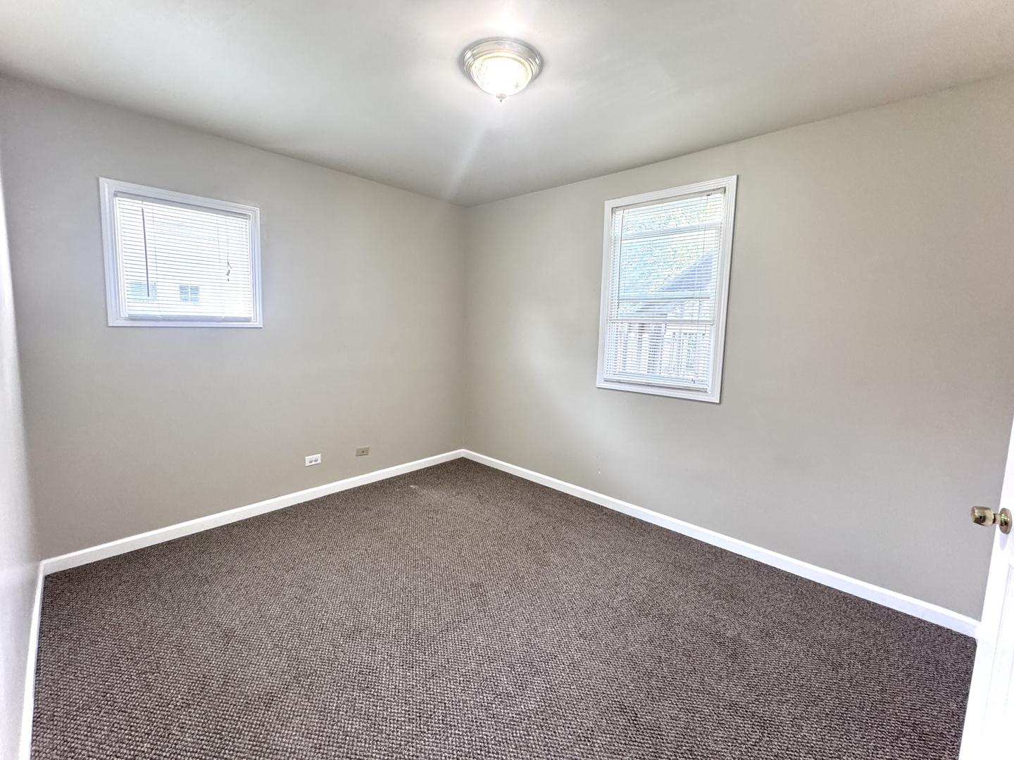 324 N Union Street, Aurora, IL 60505