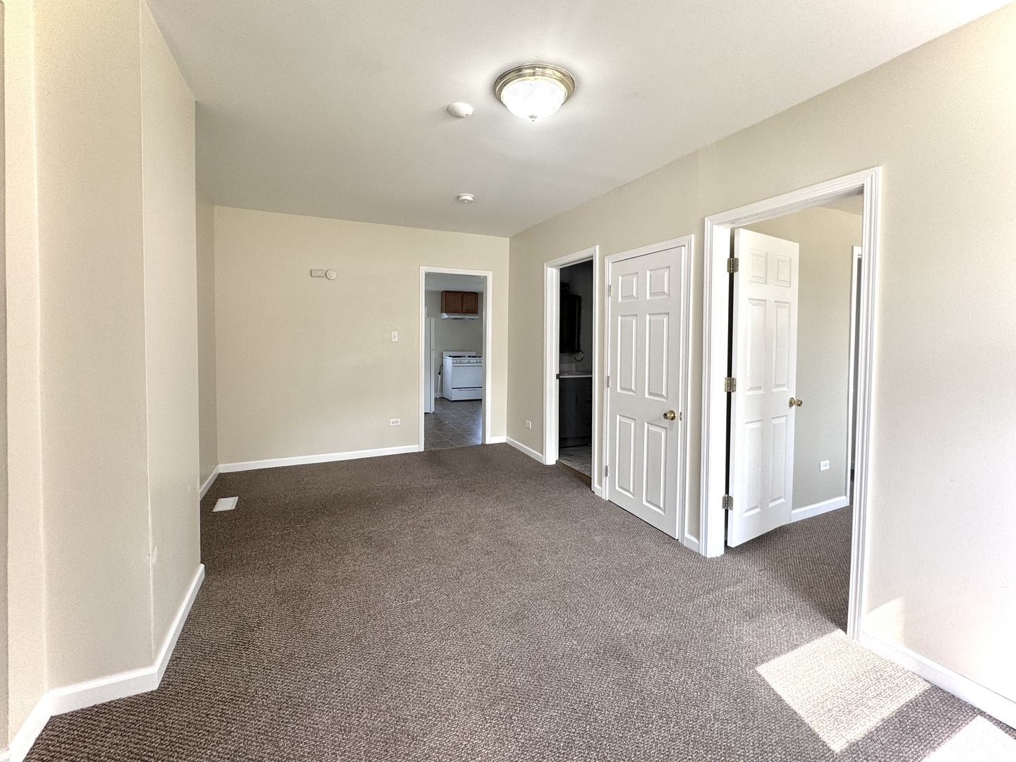 324 N Union Street, Aurora, IL 60505
