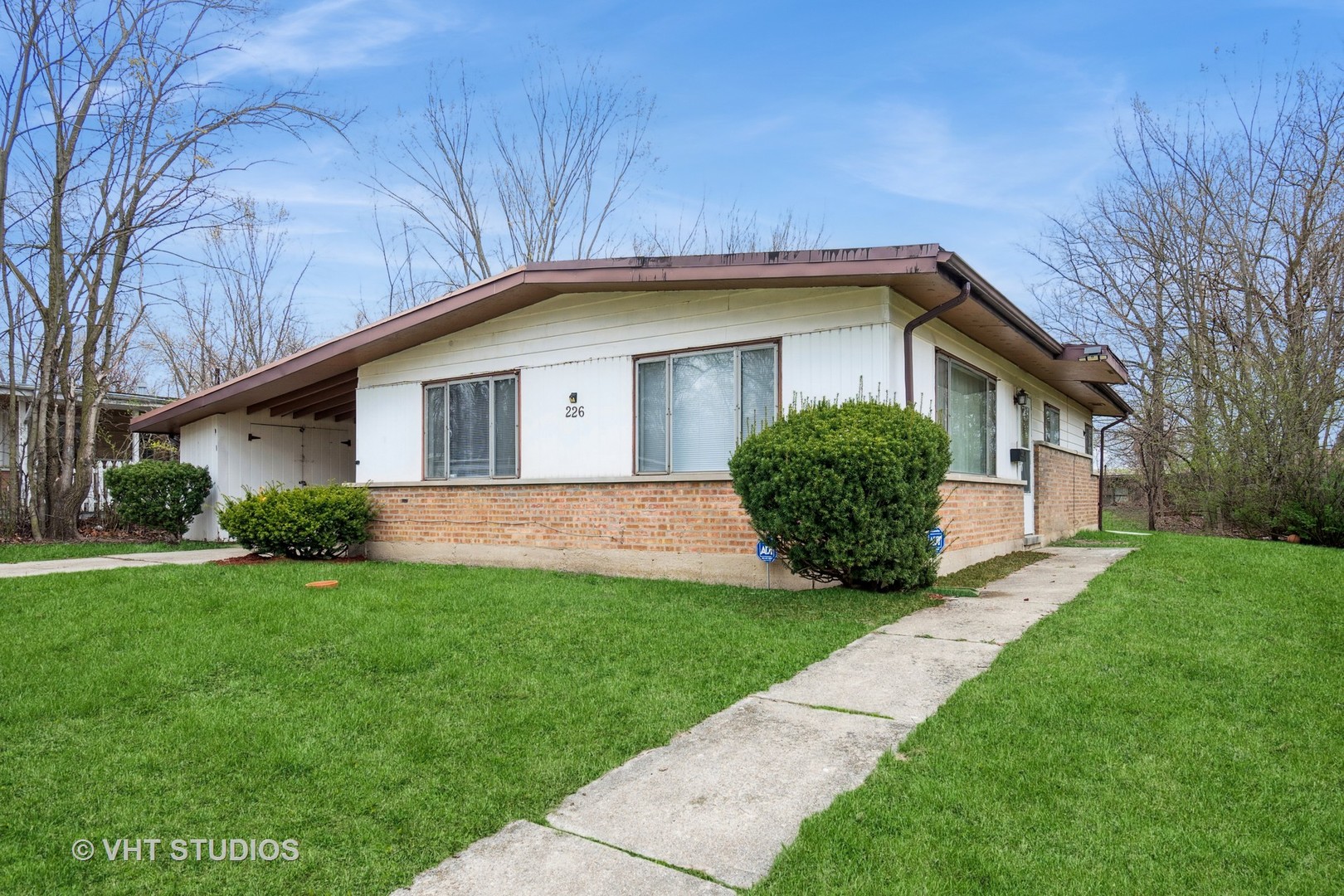 226 Shabbona Drive, Park Forest, IL 60466