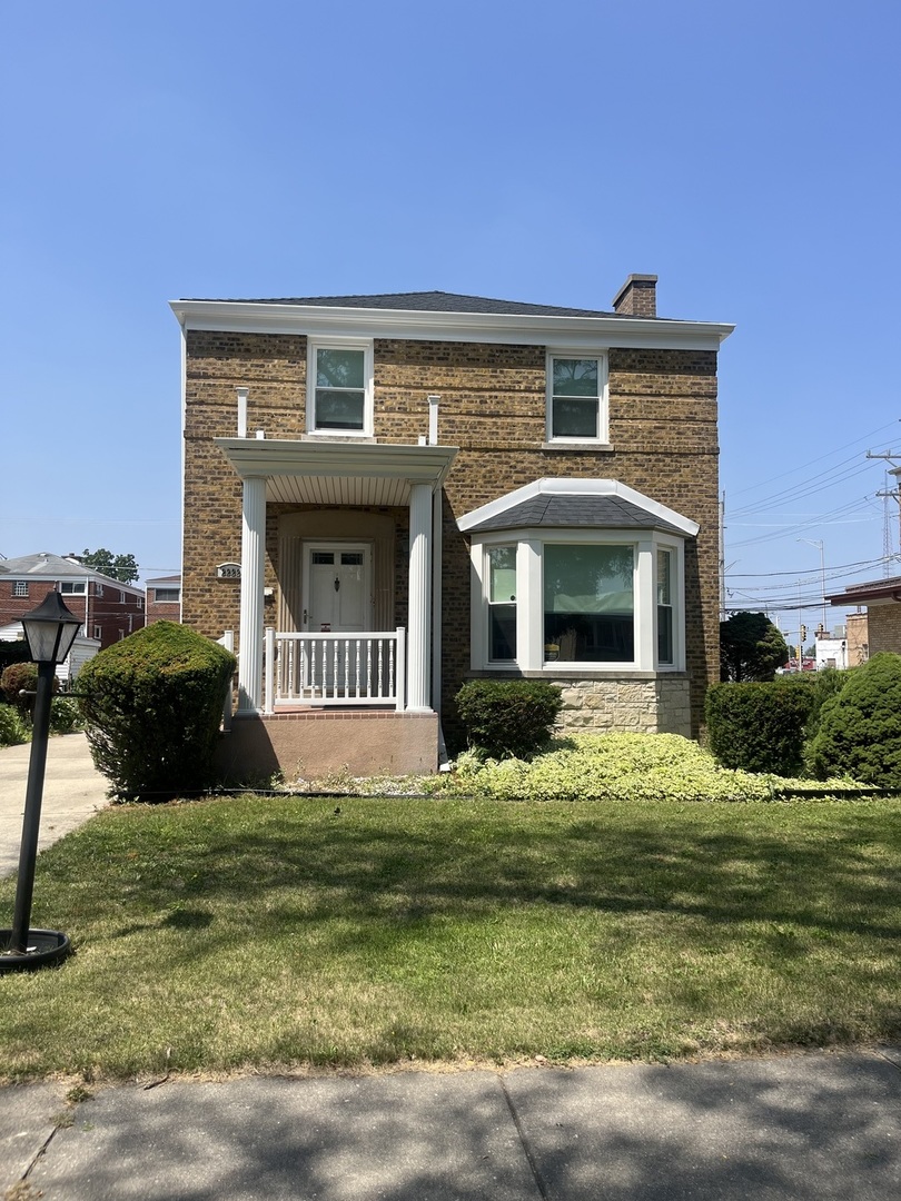 2222 S 15th Avenue, North Riverside, IL 60546