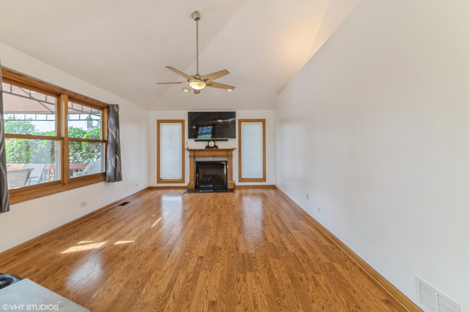 19558 Cambridge Drive, Mokena, IL 60448