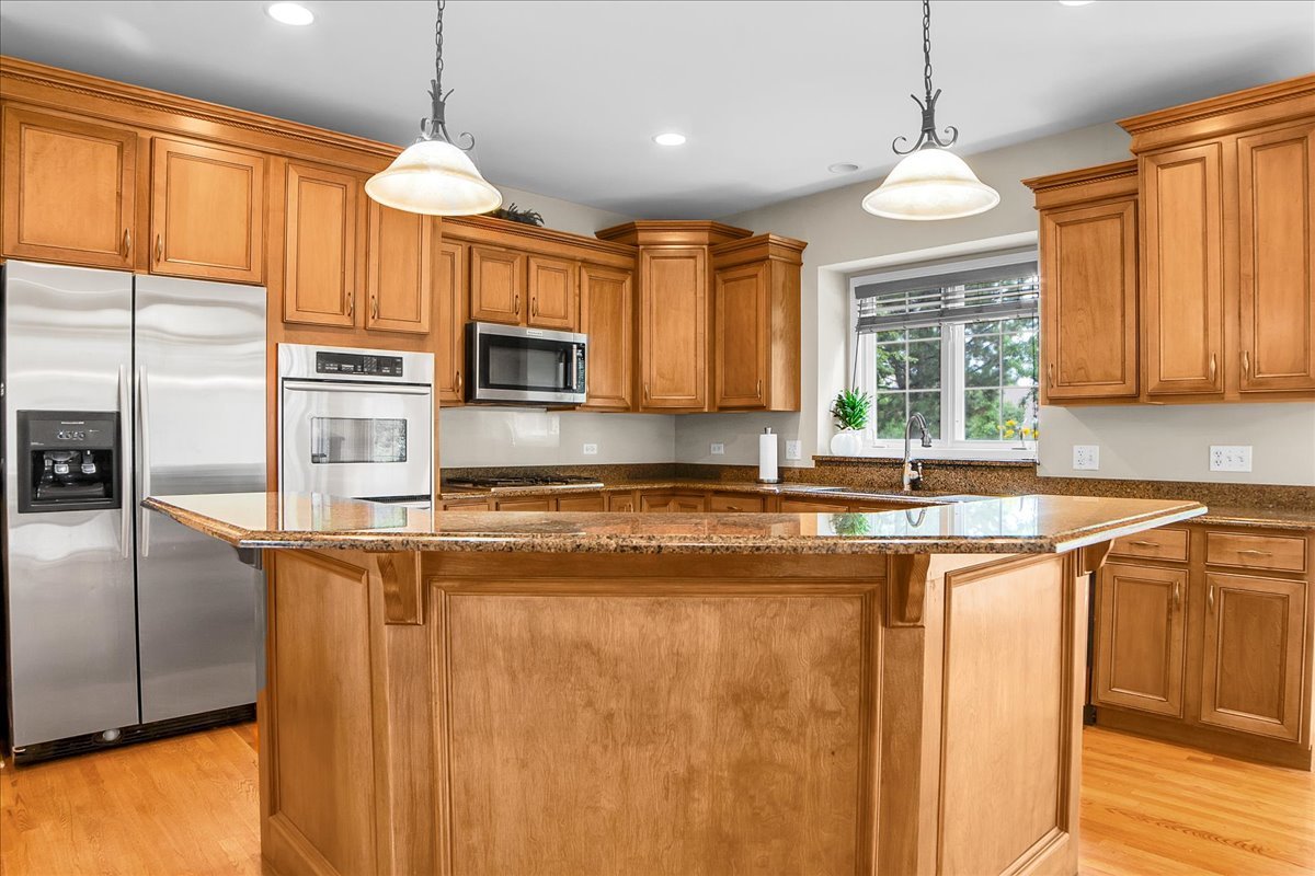 2227 Spartina Road, Naperville, IL 60564