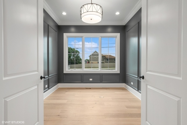 10940 German Church Road, La Grange, IL 60525