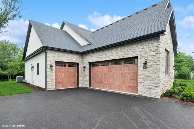 10940 German Church Road, La Grange, IL 60525