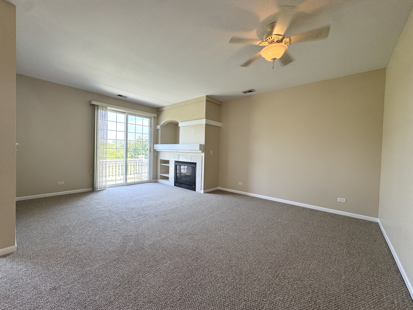 4220 Savoy Lane #4220, McHenry, IL 60050