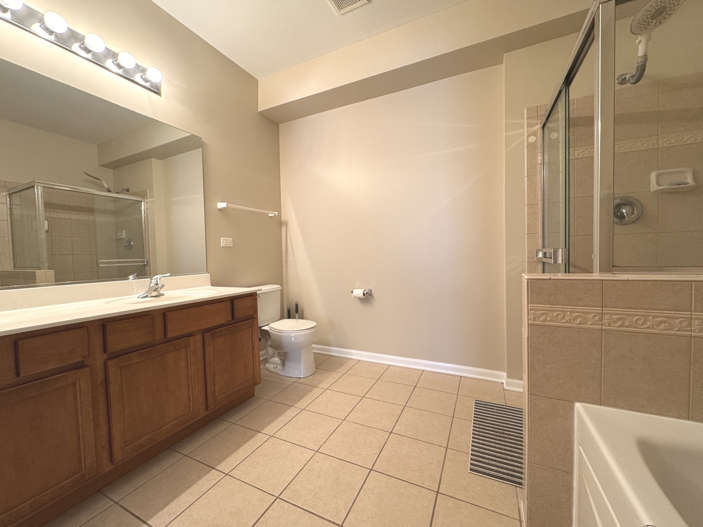 4220 Savoy Lane #4220, McHenry, IL 60050