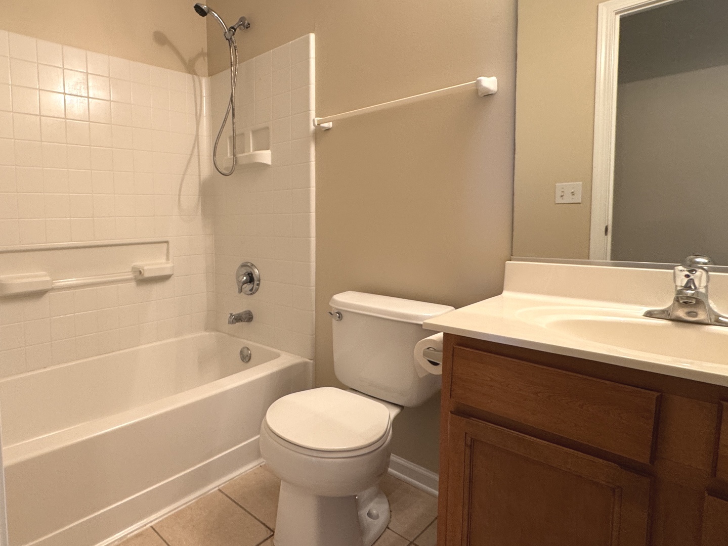 4220 Savoy Lane #4220, McHenry, IL 60050