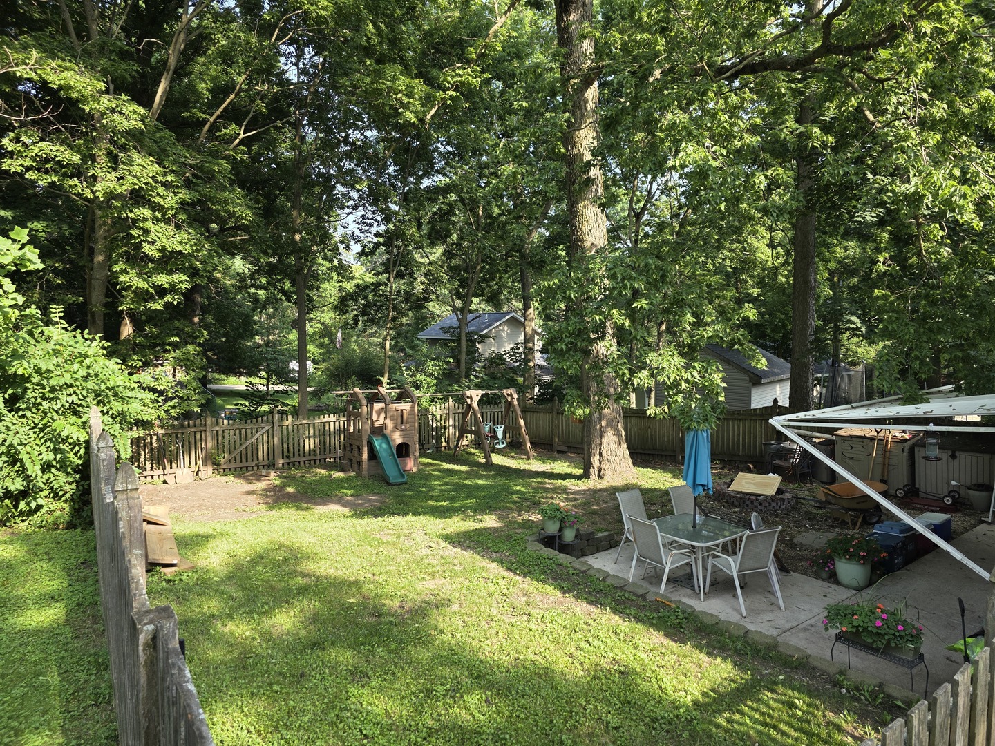 38425 N 3rd Avenue, Spring Grove, IL 60081