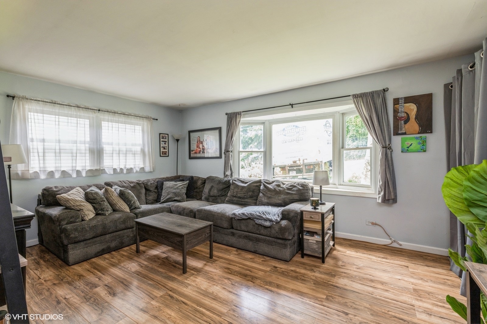 38425 N 3rd Avenue, Spring Grove, IL 60081