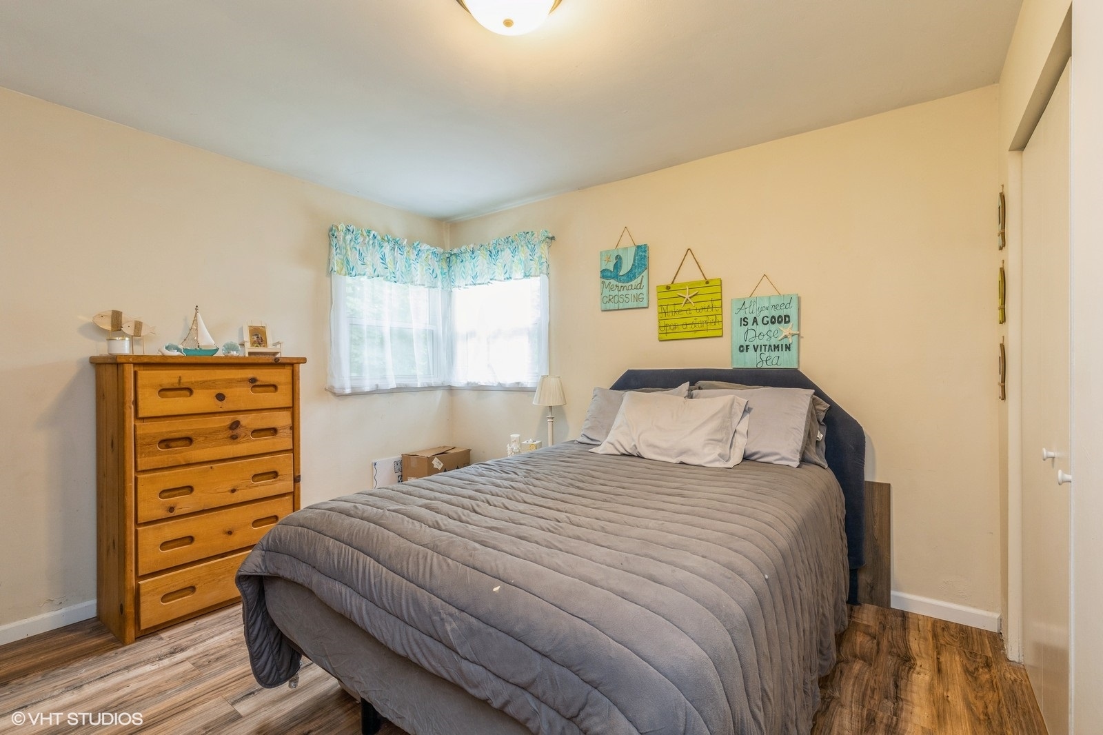 38425 N 3rd Avenue, Spring Grove, IL 60081