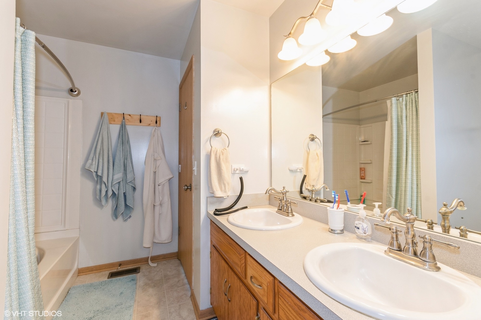 6905 Cornwall Drive, Joliet, IL 60431