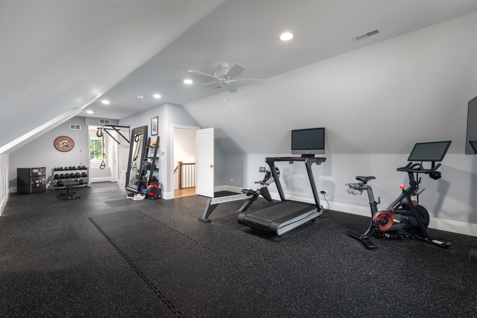 33 N Fremont Street, Naperville, IL 60540